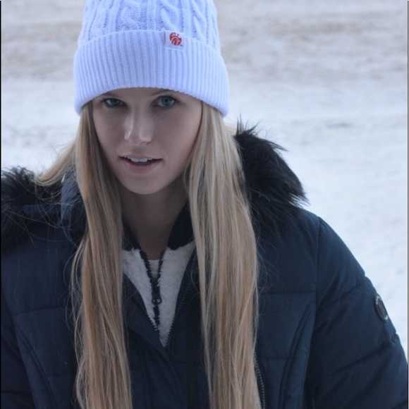 Meet your Posher, Marykate - Picture 8 of 14